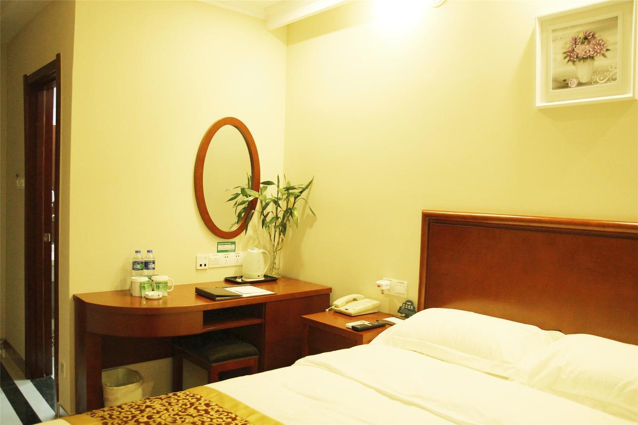 Greentree Inn Hotel Jianhe Subway Station North Palace Taiyuan Екстериор снимка